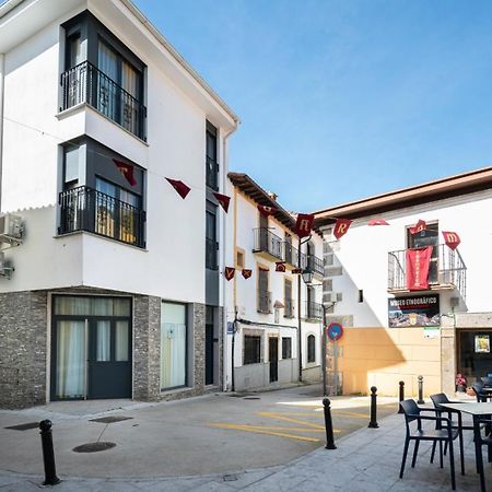 Apartamentos La Plazuela באניוס דה מונטמאיור מראה חיצוני תמונה